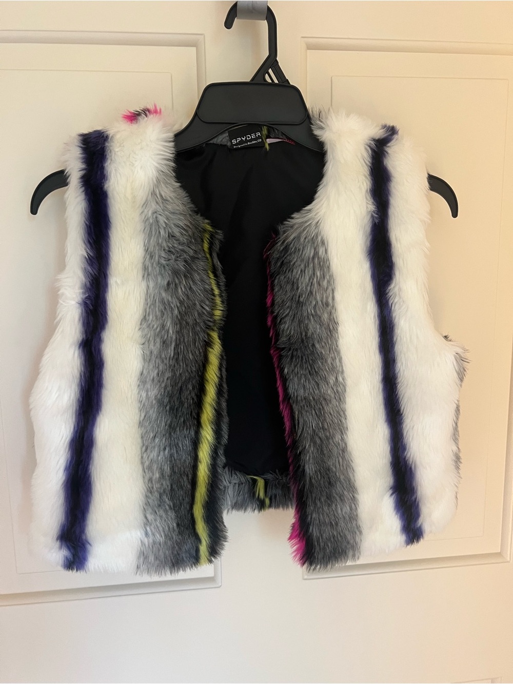 Spyder Faux Fur Color-Stripe Ski Vest in White, Gray, Purple & Pink Girls XL